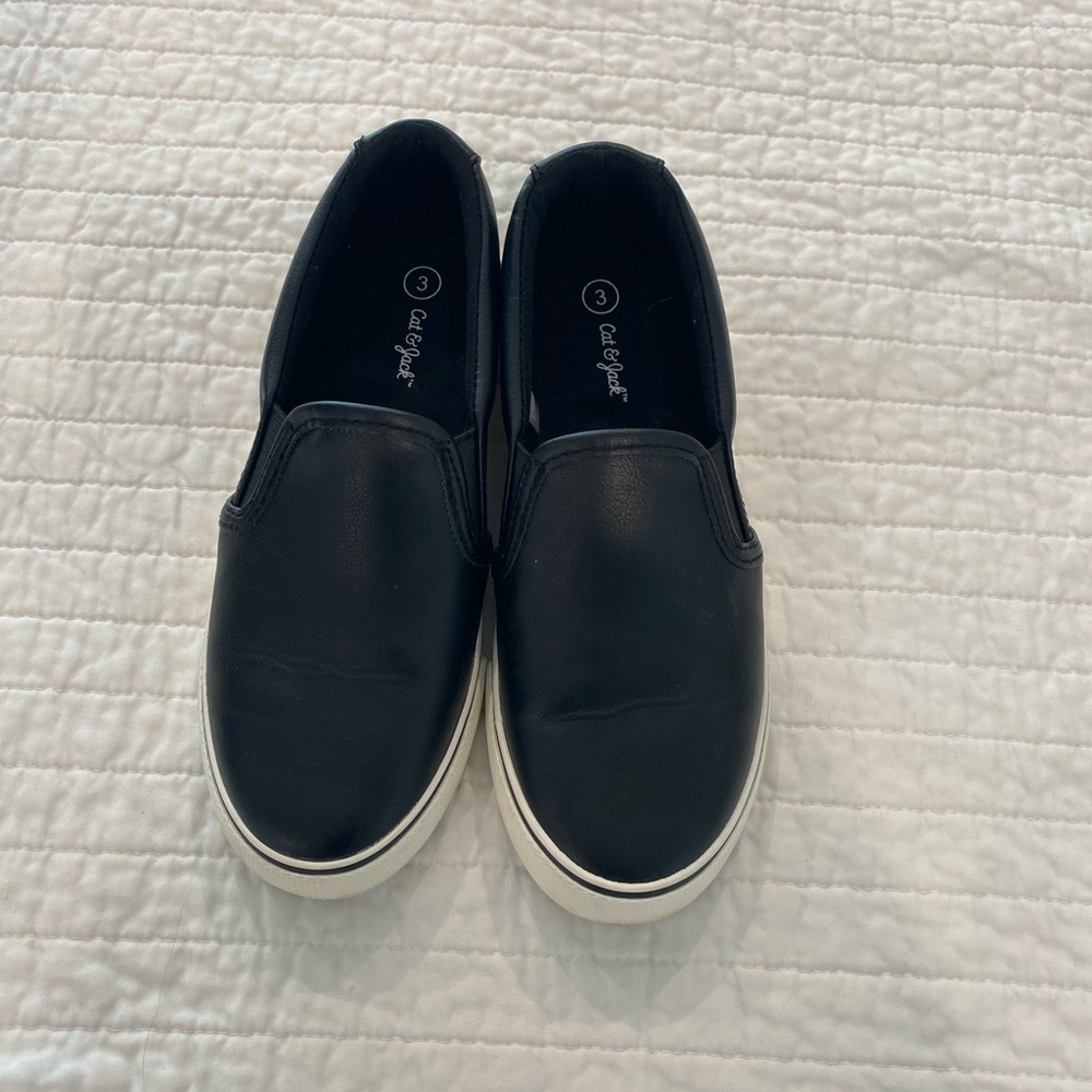 Cat and Jack boys black loafers. Size 3